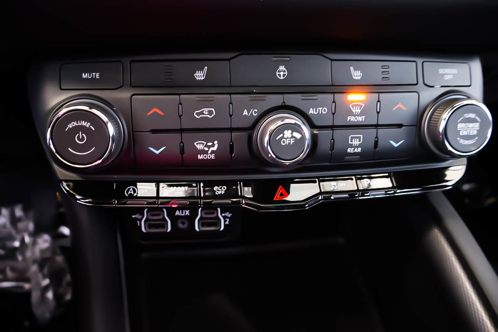 2026 Dodge Durango SXT in Terrebonne, Quebec - 18 - w1024h768px