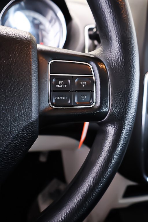 2016 Dodge Grand Caravan SE + CANADA VALUE PACKAGE + 7 PASSAGERS in Terrebonne, Quebec - 16 - w1024h768px