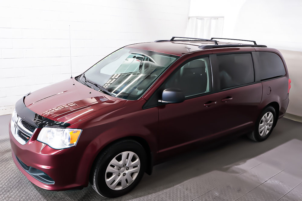 2018 Dodge Grand Caravan SXT + STOW N' GO + BAS KILOMETRAGE+ in Terrebonne, Quebec - 3 - w1024h768px