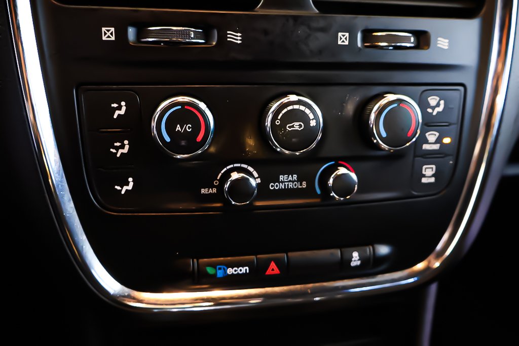 Dodge Grand Caravan SXT BLACKTOP + STOW N GO + 2019 à Terrebonne, Québec - 22 - w1024h768px