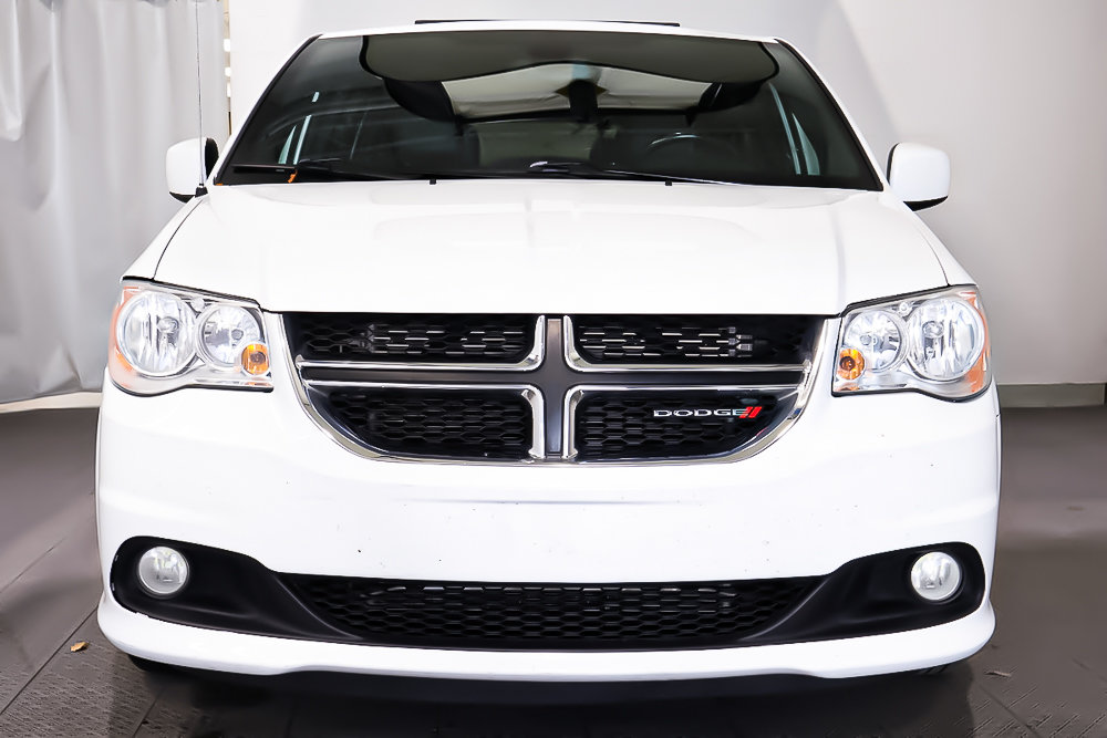 Dodge Grand Caravan SXT + PREMIUM PLUS + 7 PASSAGERS + DVD 2020 à Terrebonne, Québec - 2 - w1024h768px