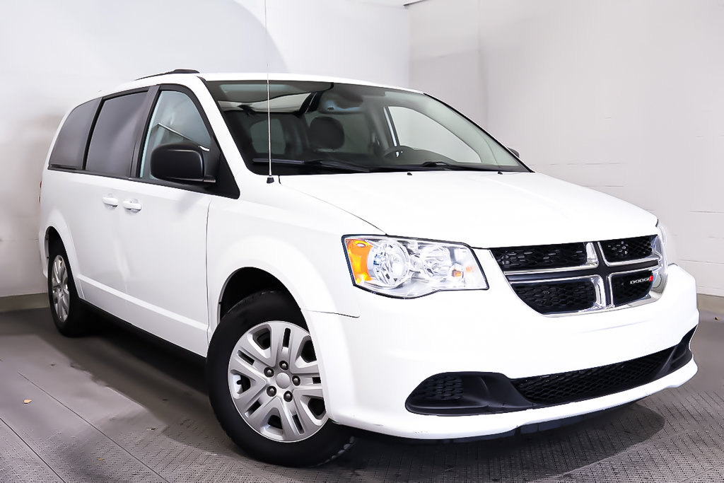 2020 Dodge Grand Caravan SXT + STOW 'N GO + 7 PASSAGERS in Terrebonne, Quebec - 1 - w1024h768px