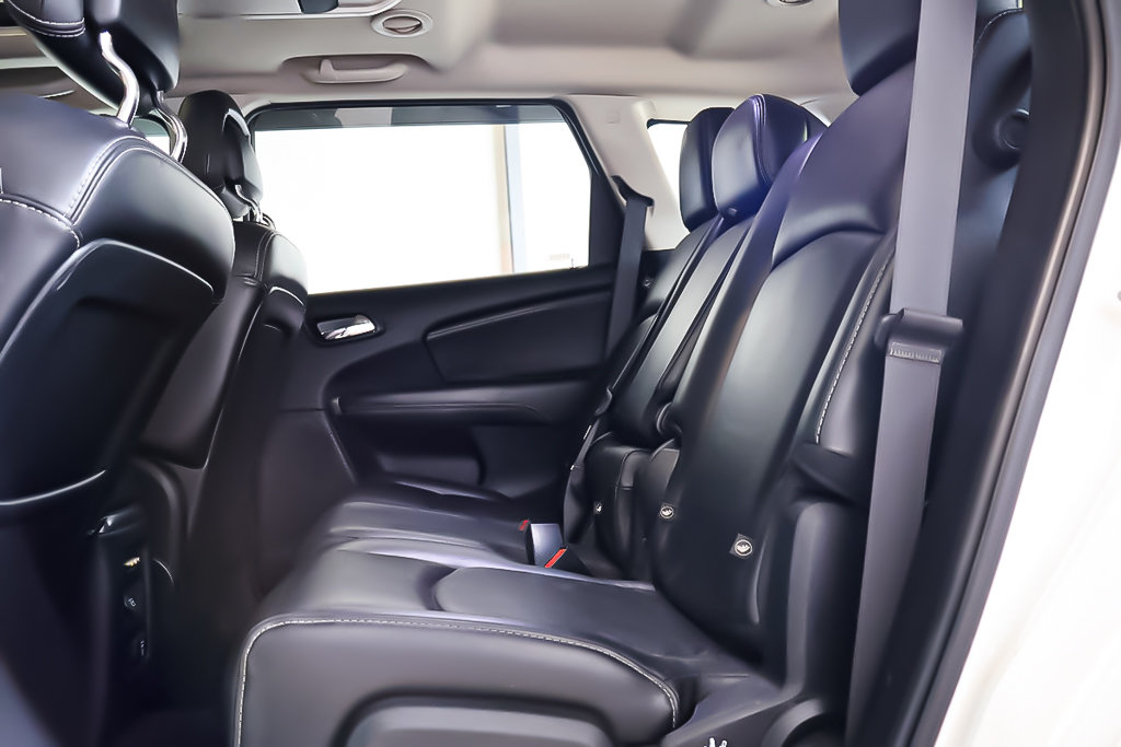 Dodge Journey GT + AWD + CUIR + TOIT OUVRANT 2017 à Terrebonne, Québec - 29 - w1024h768px