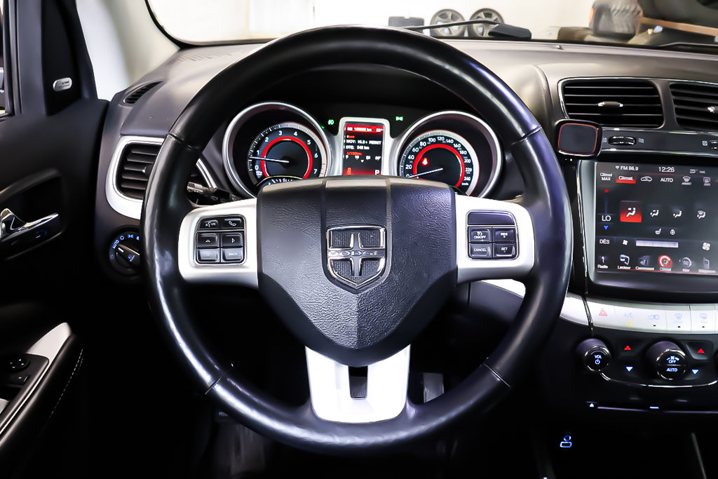 Dodge Journey GT + AWD + CUIR + TOIT OUVRANT 2017 à Terrebonne, Québec - 15 - w1024h768px