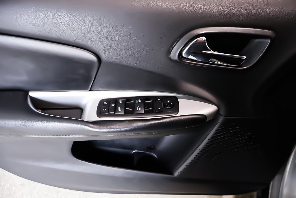 2020 Dodge Journey SE + FWD + BLACKTOP + 7 PASSAGERS in Terrebonne, Quebec - 26 - w1024h768px