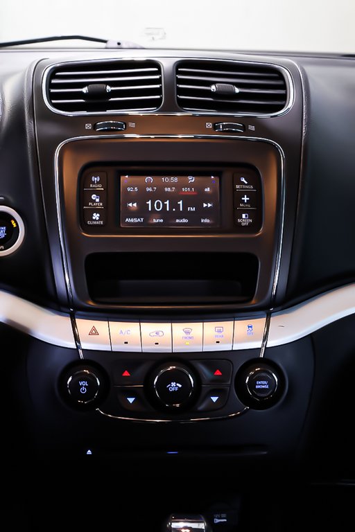 2020 Dodge Journey SE + FWD + BLACKTOP + 7 PASSAGERS in Terrebonne, Quebec - 23 - w1024h768px