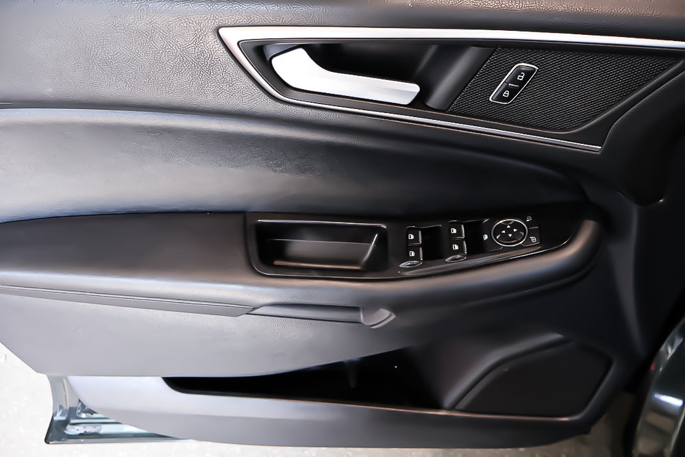 Ford Edge SEL + AWD + SIEGES CHAUFFANTS 2015 à Terrebonne, Québec - 19 - w1024h768px