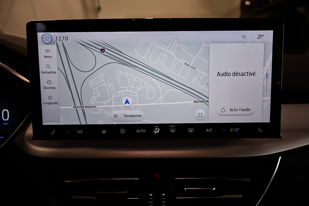 2023 Ford Escape PLATINUM + AWD + CUIR + CARPLAY in Terrebonne, Quebec - 22 - w1024h768px