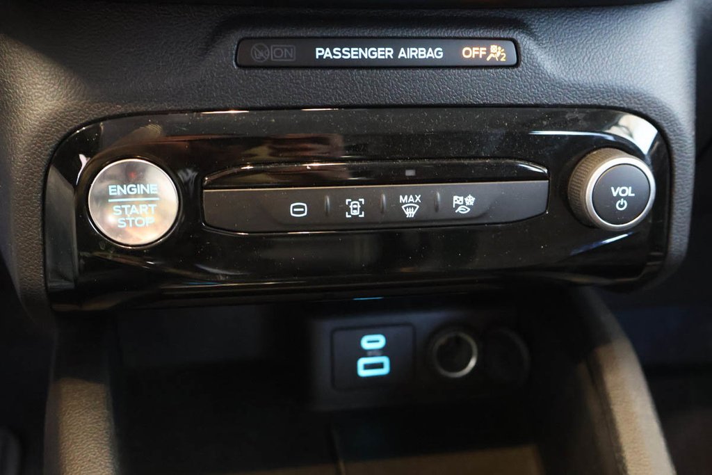 Ford ESCAPE PHEV + T/A + MAGS + DEMARREUR 2023 à Terrebonne, Québec - 18 - w1024h768px