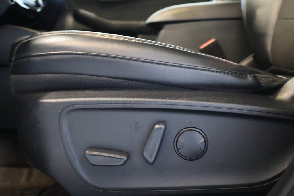 Ford ESCAPE PHEV + T/A + MAGS + DEMARREUR 2023 à Terrebonne, Québec - 9 - w1024h768px