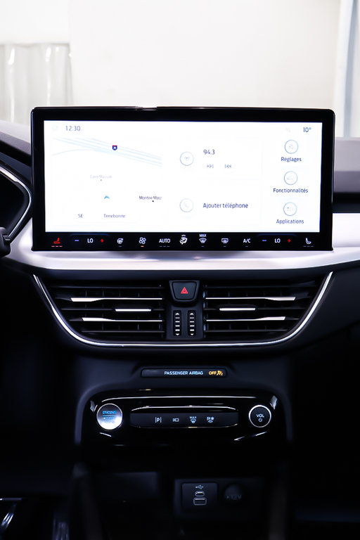 2024 Ford Escape PHEV + T/A + CUIR + GPS + CARPLAY in Terrebonne, Quebec - 19 - w1024h768px