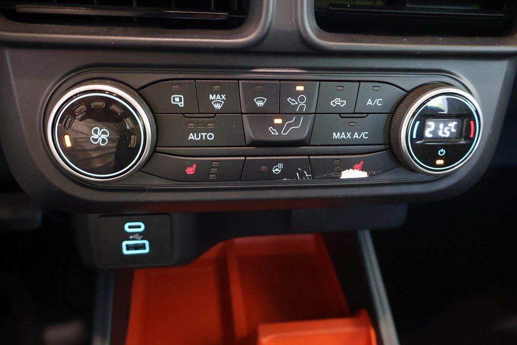 Ford MAVERICK XLT HYBRIDE + FWD + DÉMARREUR 2022 à Terrebonne, Québec - 17 - w1024h768px