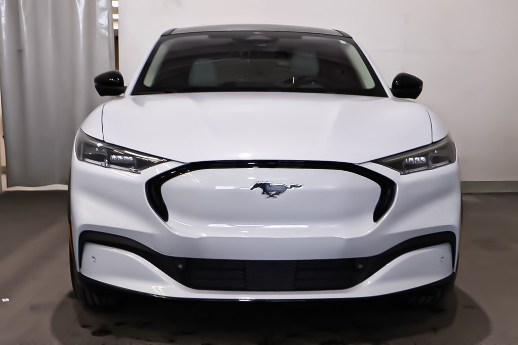 2021 Ford Mustang Mach-E PREMIUM + 4WD + TOIT DE VERRE PANORAMIQUE in Terrebonne, Quebec - 2 - w1024h768px