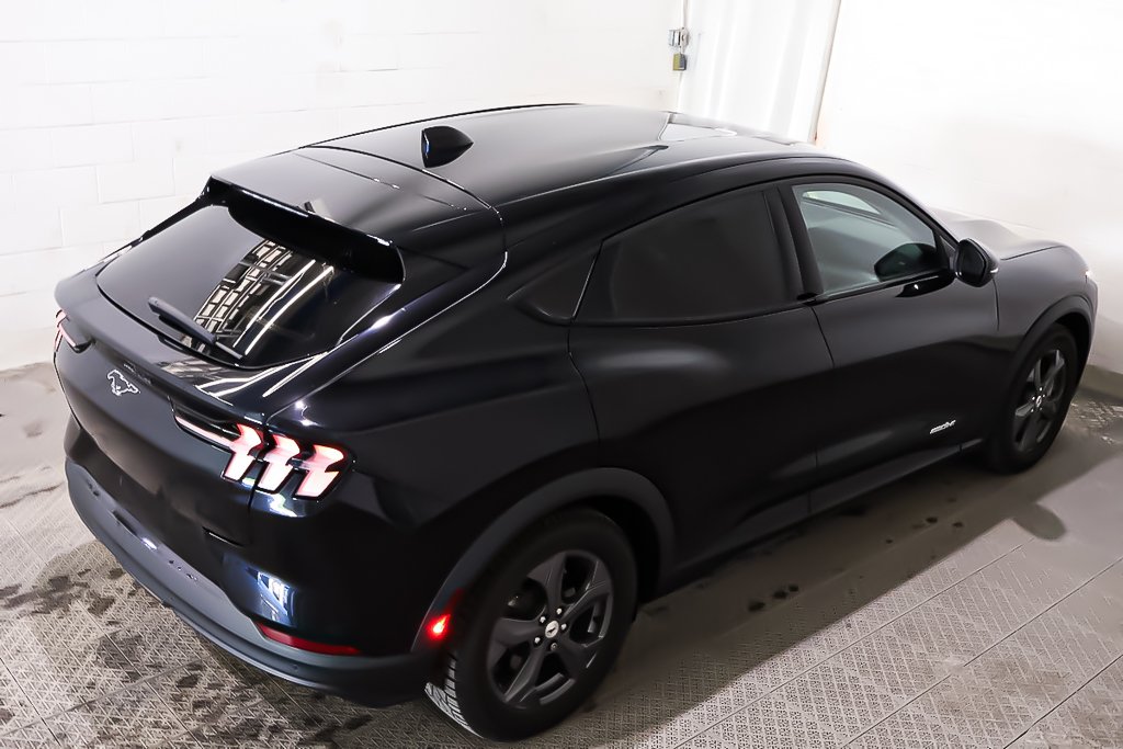 2021 Ford Mustang Mach-E SELECT + RWD + CUIR + NAVIGATION GPS in Terrebonne, Quebec - 7 - w1024h768px