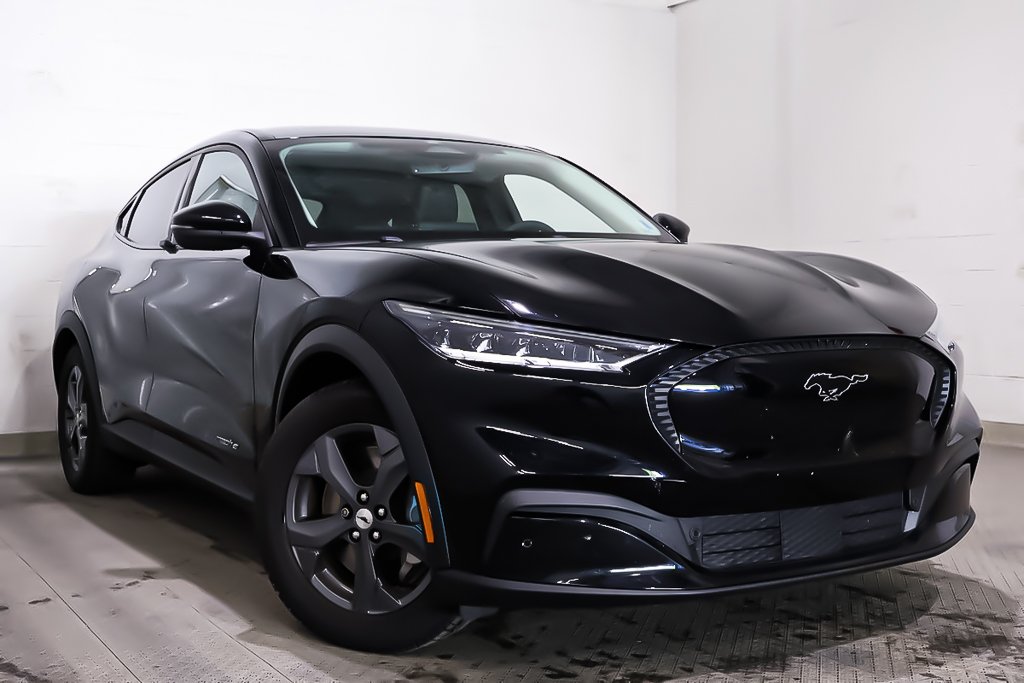 2021 Ford Mustang Mach-E SELECT + RWD + CUIR + NAVIGATION GPS in Terrebonne, Quebec - 1 - w1024h768px