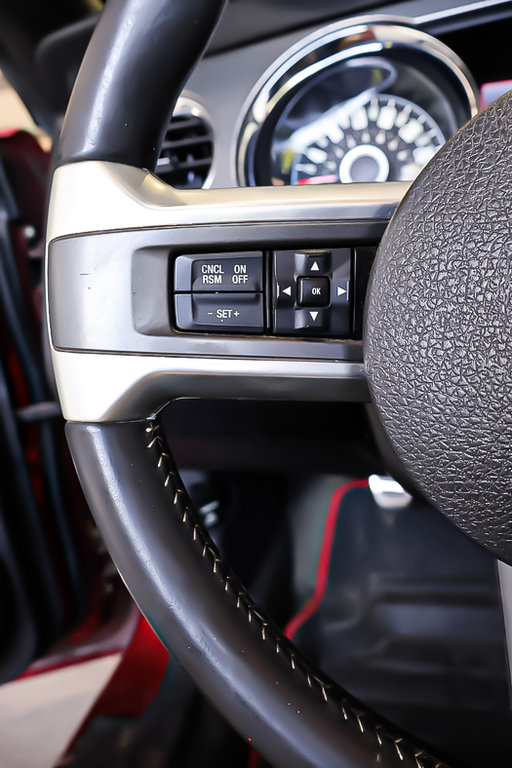 2014 Ford Mustang GT + V8 5.0L + RWD + MANUELLE in Terrebonne, Quebec - 18 - w1024h768px