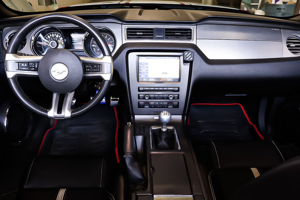 2014 Ford Mustang GT + V8 5.0L + RWD + MANUELLE in Terrebonne, Quebec - 15 - w1024h768px