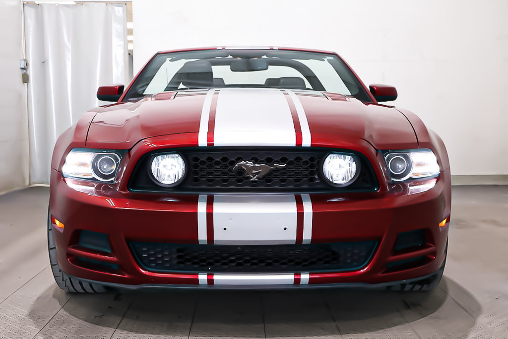 2014 Ford Mustang GT + V8 5.0L + RWD + MANUELLE in Terrebonne, Quebec - 2 - w1024h768px