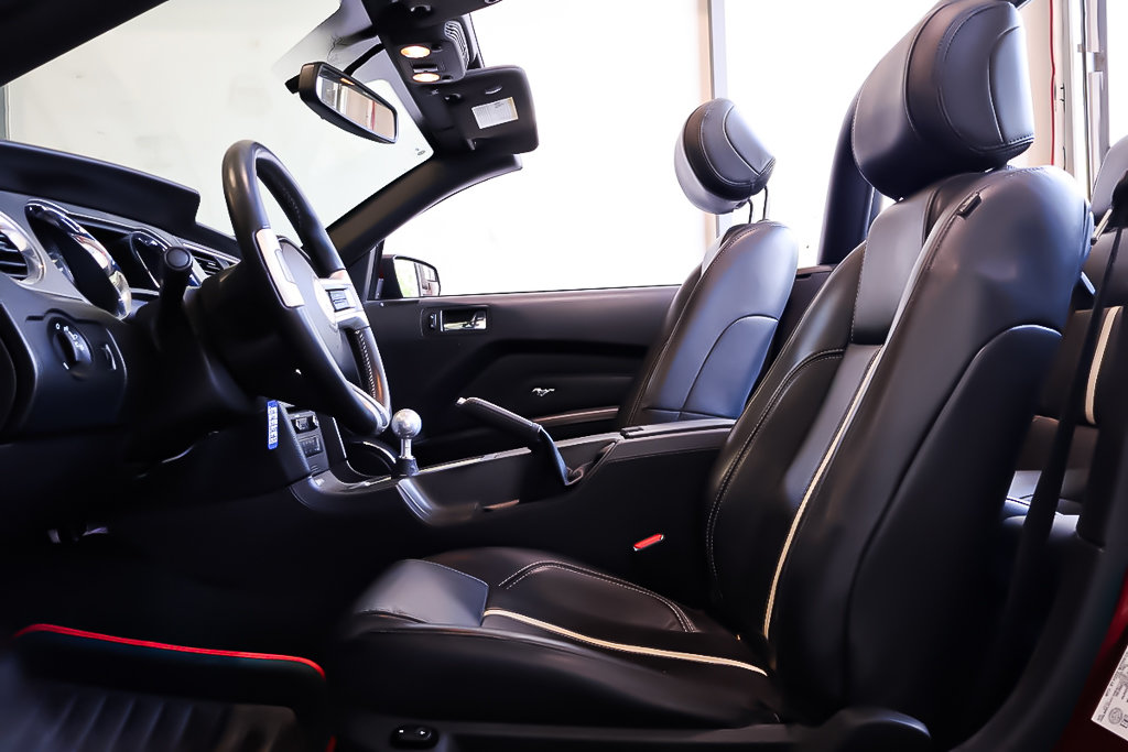 2014 Ford Mustang GT + V8 5.0L + RWD + MANUELLE in Terrebonne, Quebec - 13 - w1024h768px