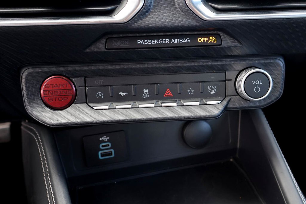 2025 Ford Mustang GT PREMIUM FASTBACK + V8 5.0L + RWD in Terrebonne, Quebec - 23 - w1024h768px