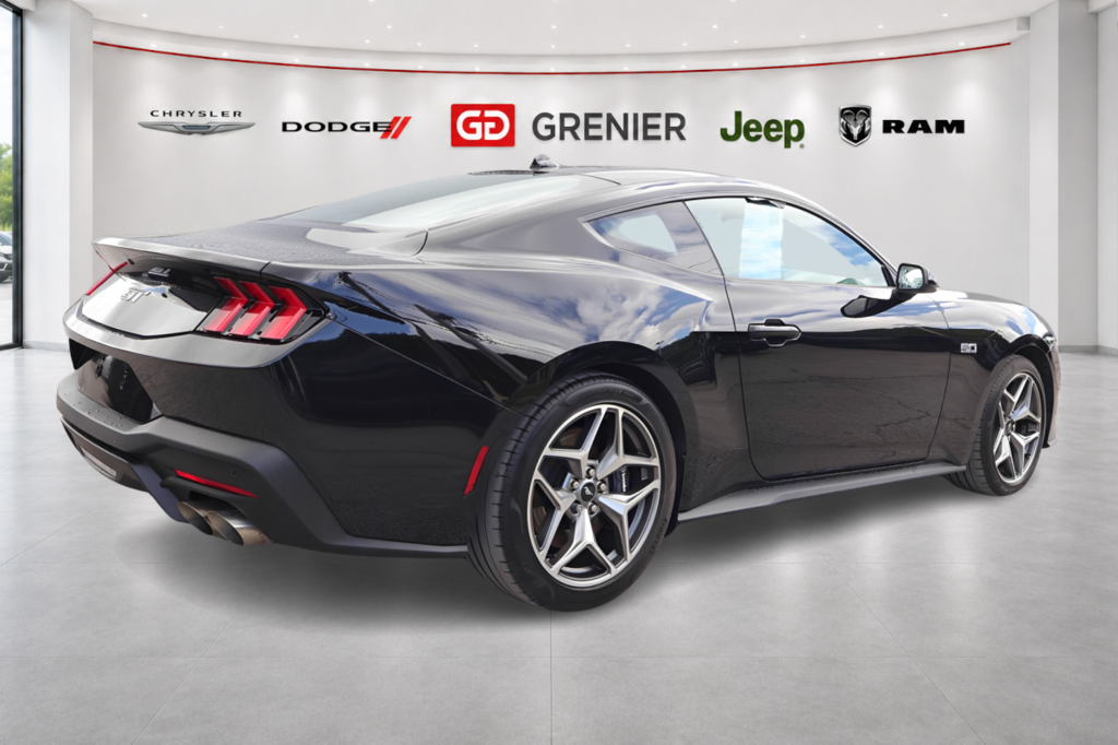 2025 Ford Mustang GT PREMIUM FASTBACK + V8 5.0L + RWD in Terrebonne, Quebec - 7 - w1024h768px