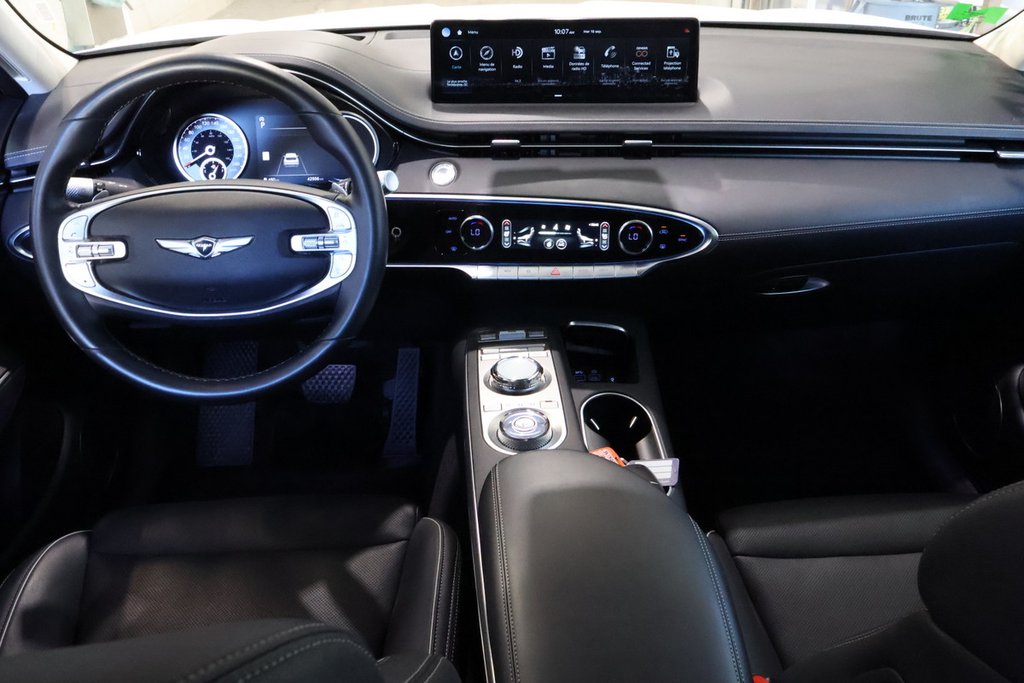 2024 GENESIS GV70 2.5T ADVANCED PLUS + AWD + TOIT OUVRANT PANO in Terrebonne, Quebec - 14 - w1024h768px
