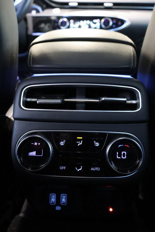 2024 GENESIS GV70 2.5T ADVANCED PLUS + AWD + TOIT OUVRANT PANO in Terrebonne, Quebec - 30 - w1024h768px