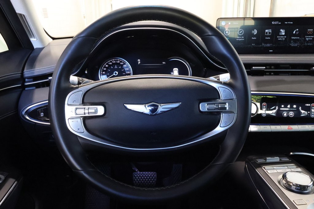 2024 GENESIS GV70 2.5T ADVANCED PLUS + AWD + TOIT OUVRANT PANO in Terrebonne, Quebec - 15 - w1024h768px