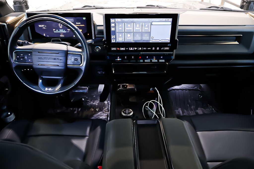 2024 GMC HUMMER EV SUV 2X + 4X4 + SPORT PACKAGE in Terrebonne, Quebec - 14 - w1024h768px