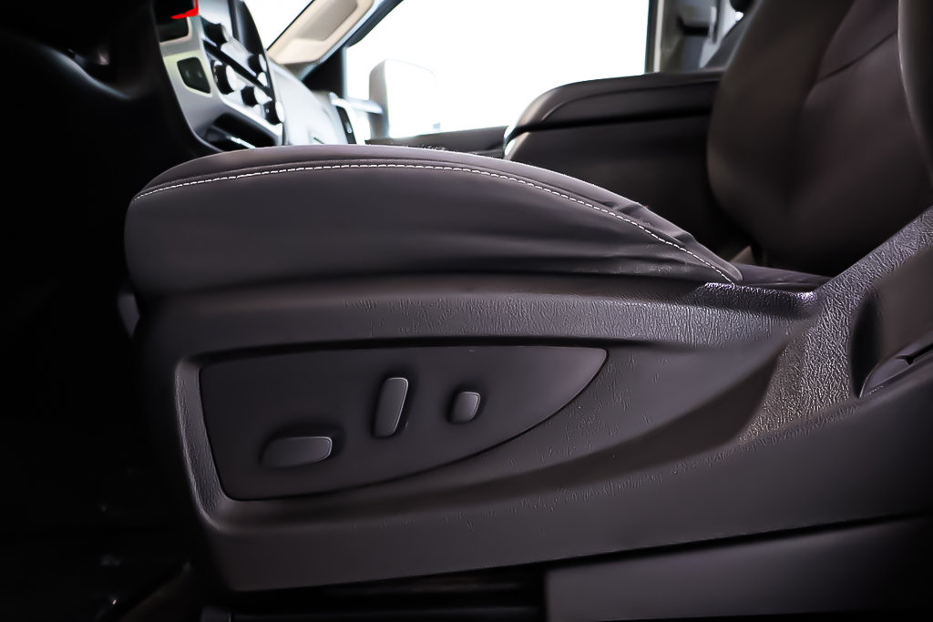 GMC Sierra SLE + 4X4 + CABINE DOUBLE + V8 5.3L 2018 à Terrebonne, Québec - 11 - w1024h768px