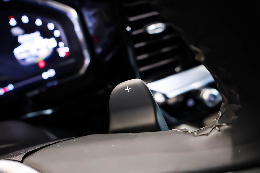 2025 GMC Sierra ELEVATION + 4X4 + CREW CAB + LWB in Terrebonne, Quebec - 18 - w1024h768px