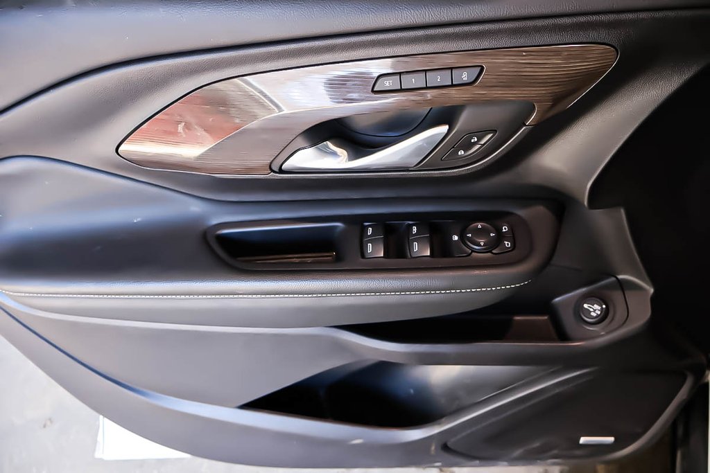 2023 GMC Terrain DENALI + AWD + TOIT OUVRANT PANORAMIQUE in Terrebonne, Quebec - 22 - w1024h768px