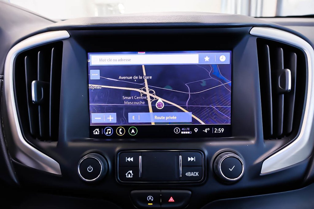 2023 GMC Terrain DENALI + AWD + TOIT OUVRANT PANORAMIQUE in Terrebonne, Quebec - 18 - w1024h768px