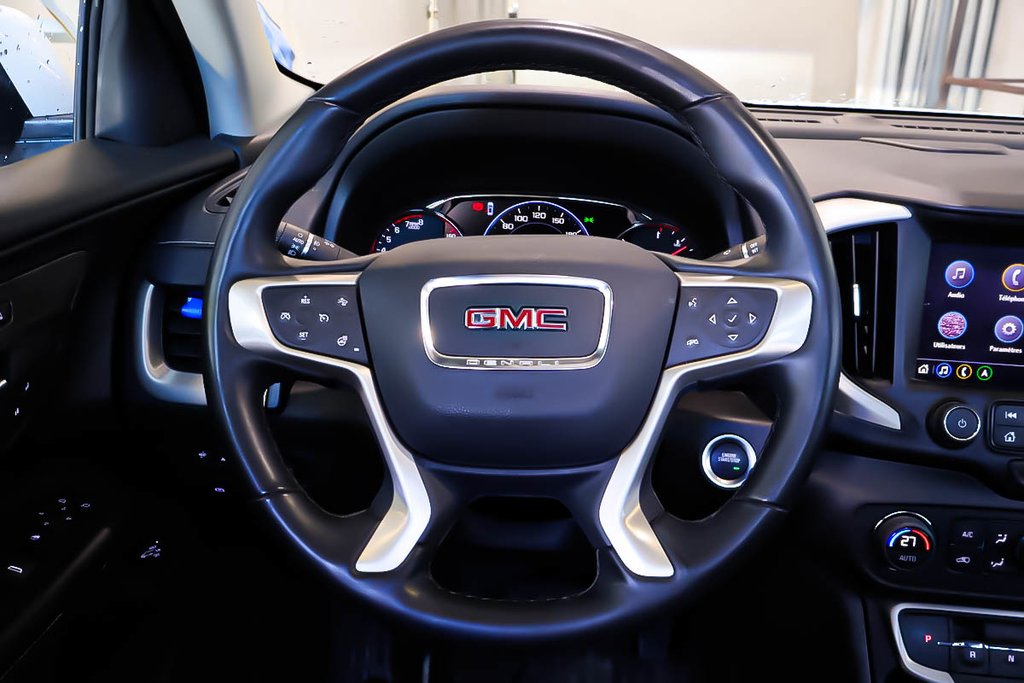 2023 GMC Terrain DENALI + AWD + TOIT OUVRANT PANORAMIQUE in Terrebonne, Quebec - 12 - w1024h768px
