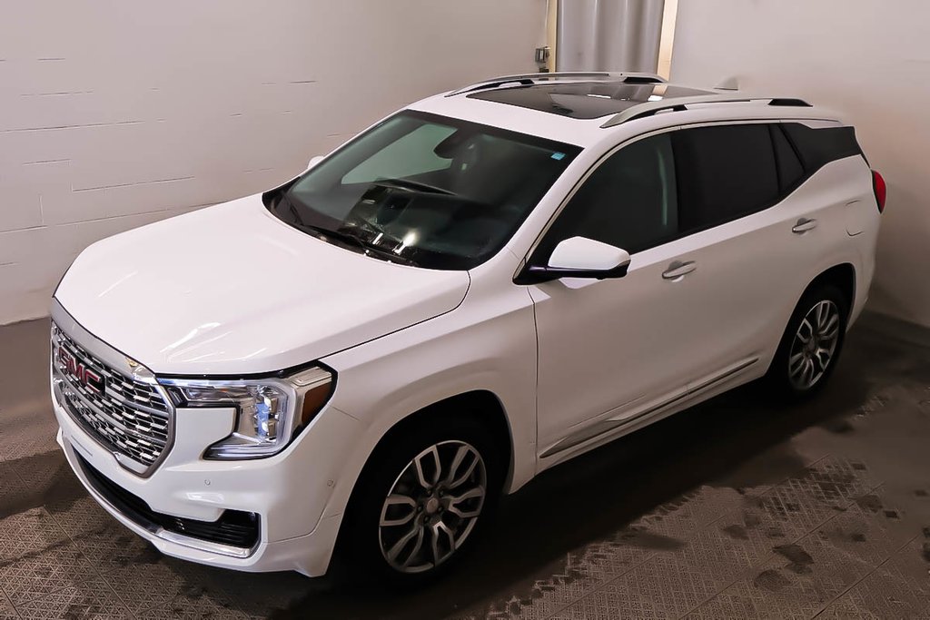 2023 GMC Terrain DENALI + AWD + TOIT OUVRANT PANORAMIQUE in Terrebonne, Quebec - 3 - w1024h768px