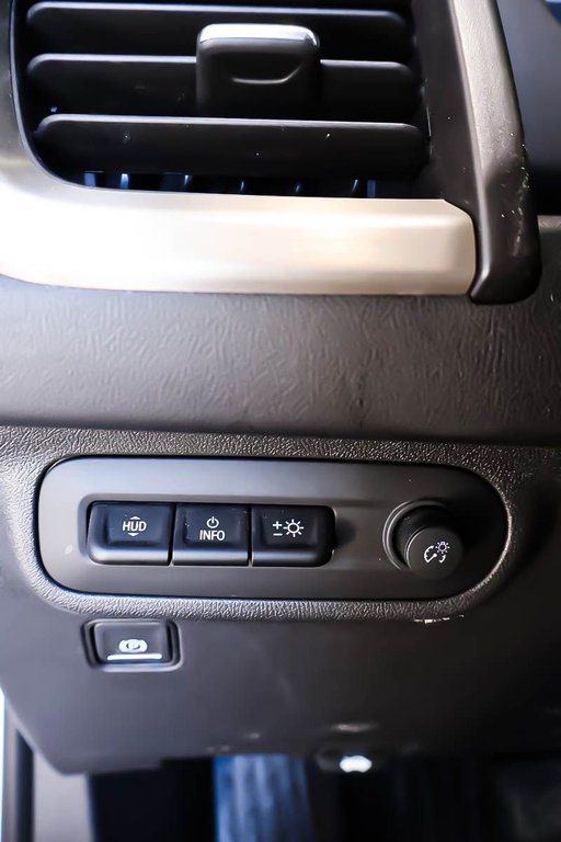 2023 GMC Terrain DENALI + AWD + TOIT OUVRANT PANORAMIQUE in Terrebonne, Quebec - 21 - w1024h768px