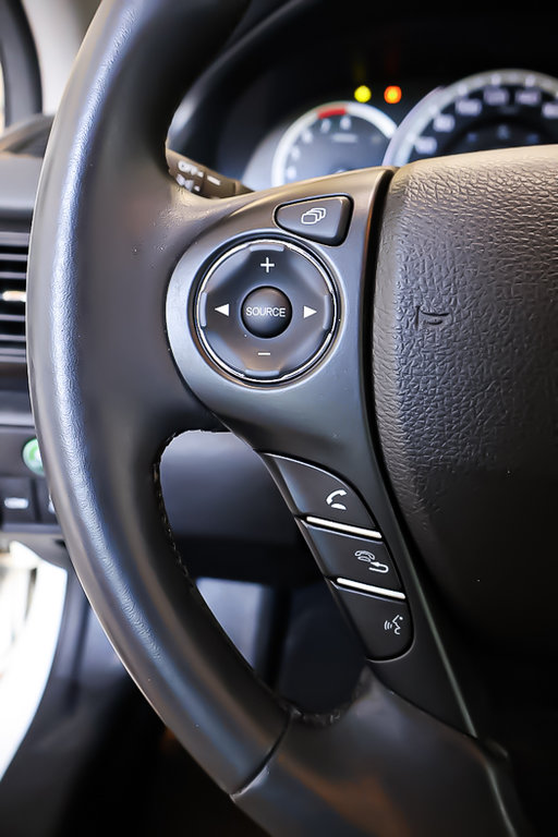 2013 Honda Accord EX-L + TRES BAS KILO + TOIT OUVRANT in Terrebonne, Quebec - 17 - w1024h768px