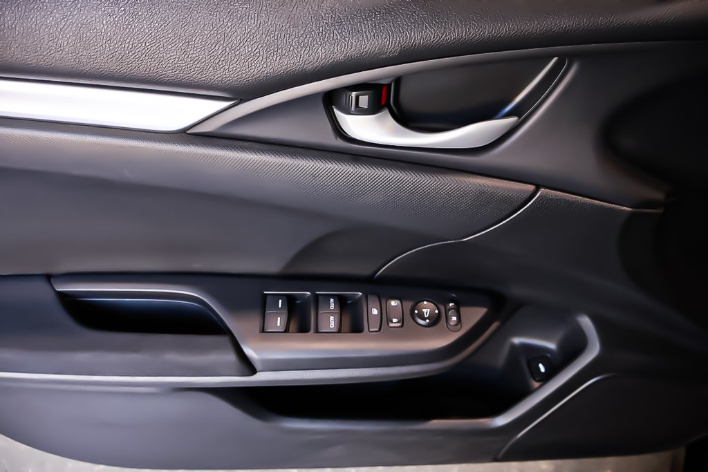 Honda Civic LX + AUTOMATIQUE + GROUPE ELECTRIQUE 2016 à Terrebonne, Québec - 22 - w1024h768px
