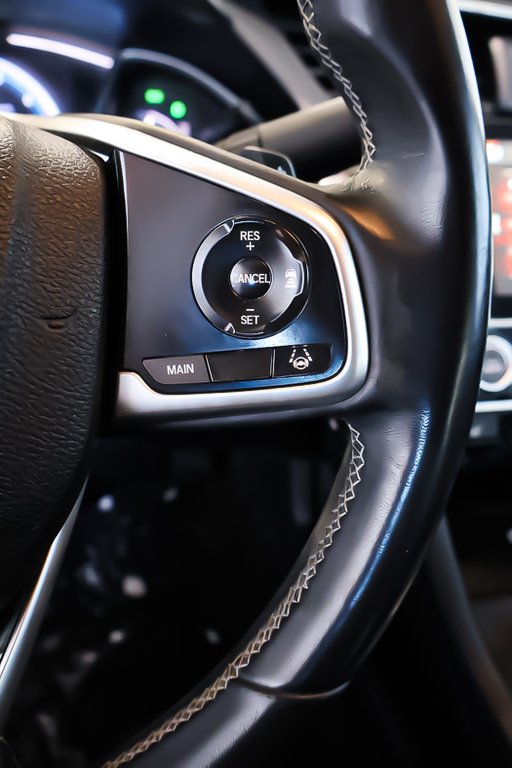 2019 Honda Civic TOURING + AUTOMATIQUE + TOIT OUVRANT in Terrebonne, Quebec - 18 - w1024h768px
