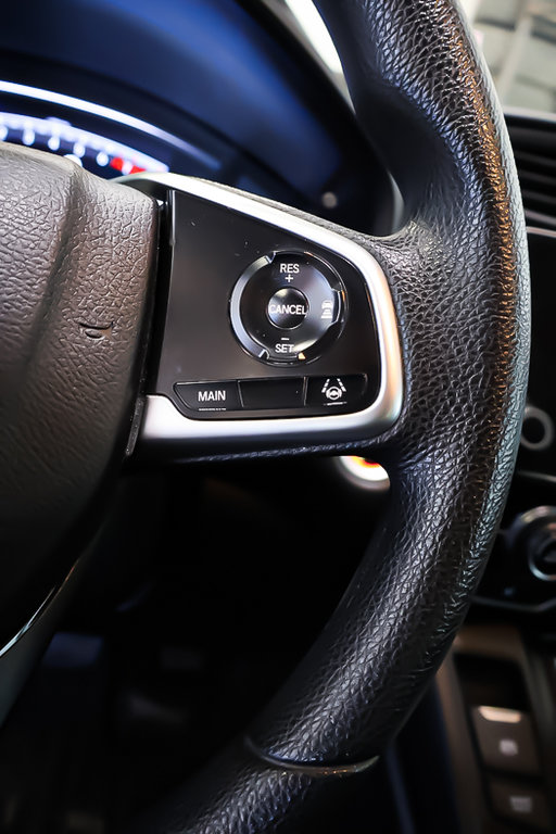Honda CR-V LX + AWD + DEMARREUR 2019 à Terrebonne, Québec - 17 - w1024h768px