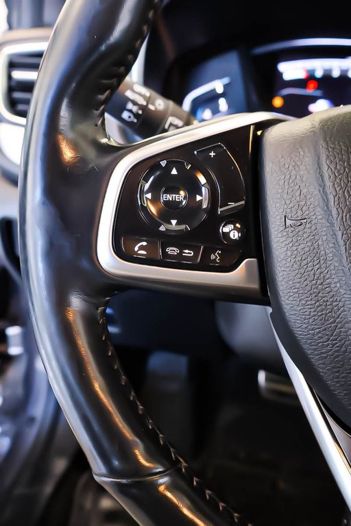 2020 Honda CR-V SPORT + AWD + TOIT OUVRANT in Terrebonne, Quebec - 17 - w1024h768px