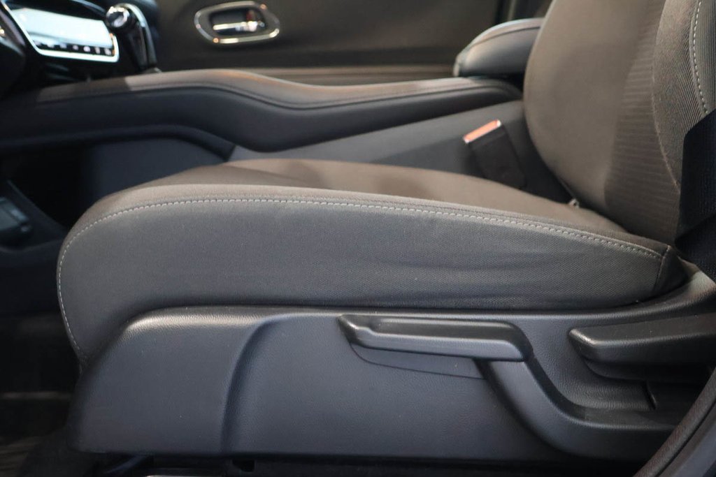 Honda HR-V SPORT + AWD + TOIT OUVRANT 2021 à Terrebonne, Québec - 13 - w1024h768px