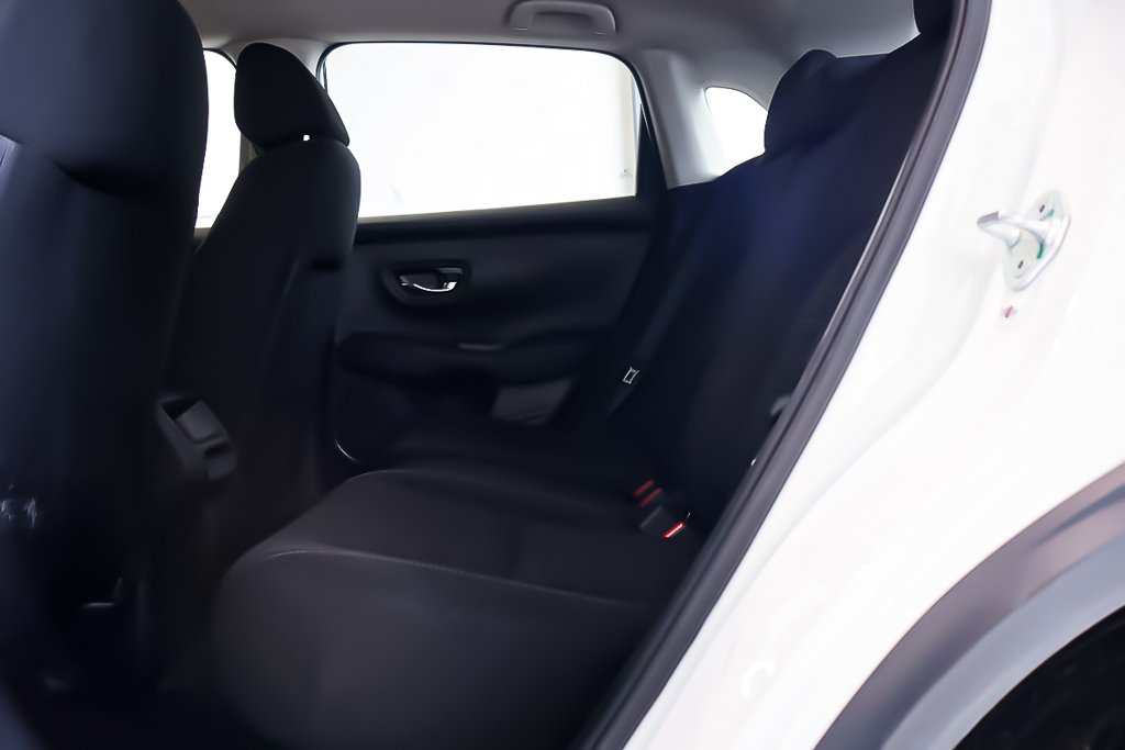 2024 Honda HR-V LX + FWD + CARPLAY + CAMERA DE RECUL in Terrebonne, Quebec - 17 - w1024h768px