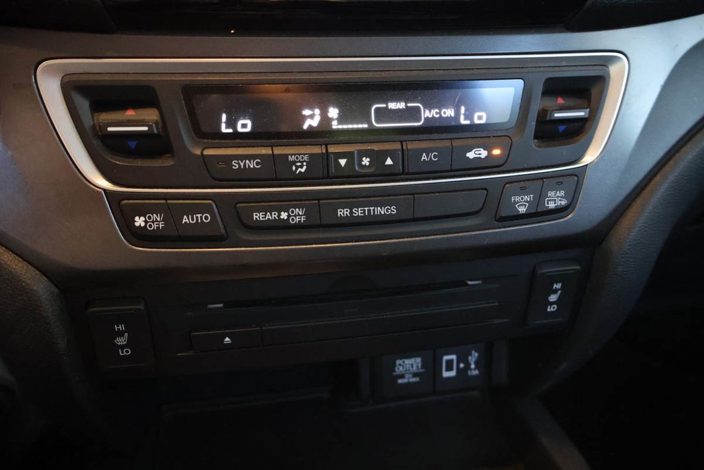 2018 Honda Ridgeline SPORT + AWD + TOIT OUVRANT in Terrebonne, Quebec - 18 - w1024h768px