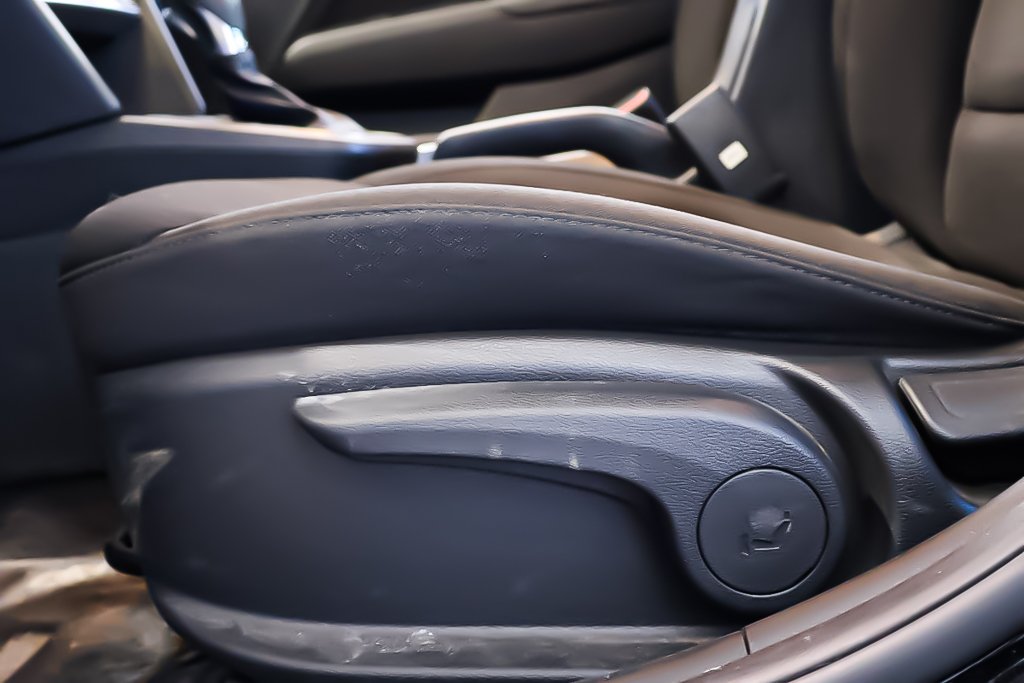 2020 Hyundai Elantra PREFERRED + ENSEMBLE SUN & SAFETY in Terrebonne, Quebec - 10 - w1024h768px