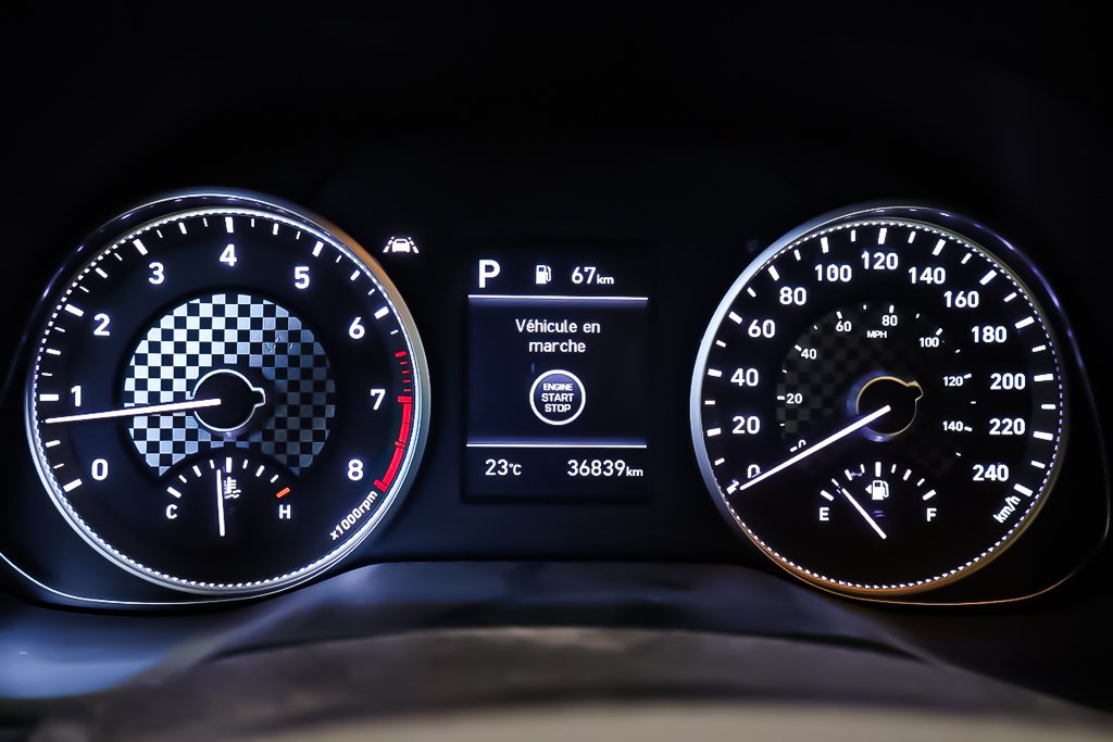 2020 Hyundai Elantra PREFERRED + ENSEMBLE SUN & SAFETY in Terrebonne, Quebec - 15 - w1024h768px