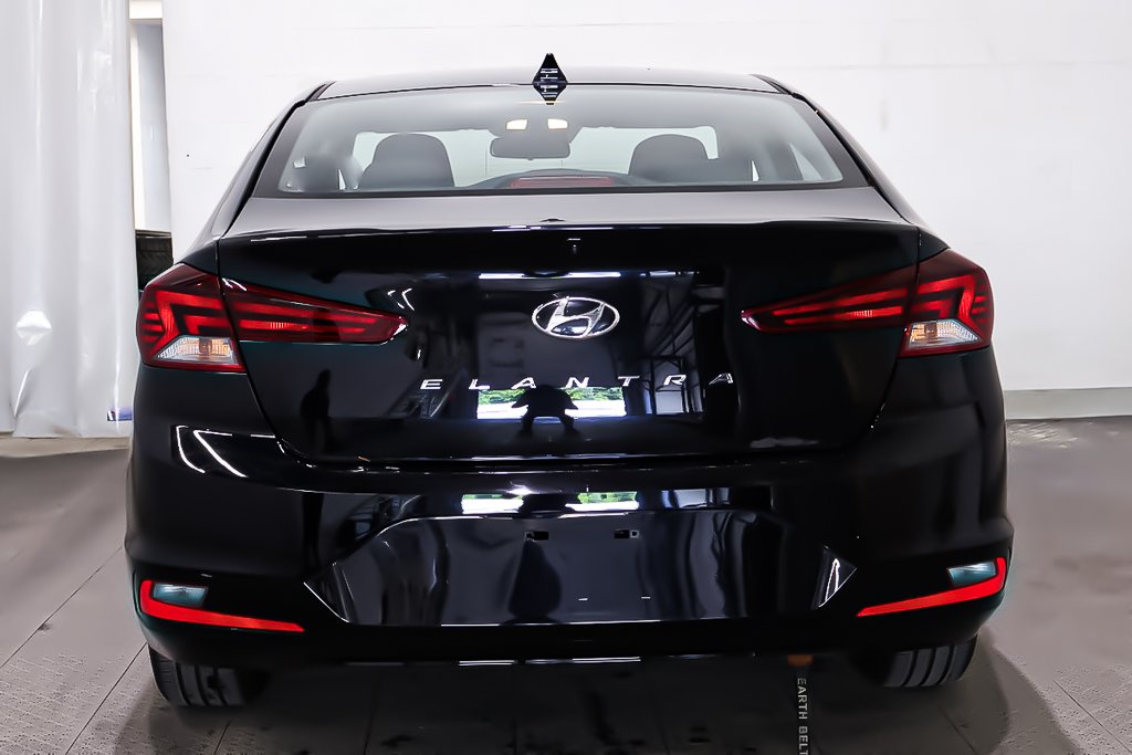 2020 Hyundai Elantra PREFERRED + ENSEMBLE SUN & SAFETY in Terrebonne, Quebec - 5 - w1024h768px