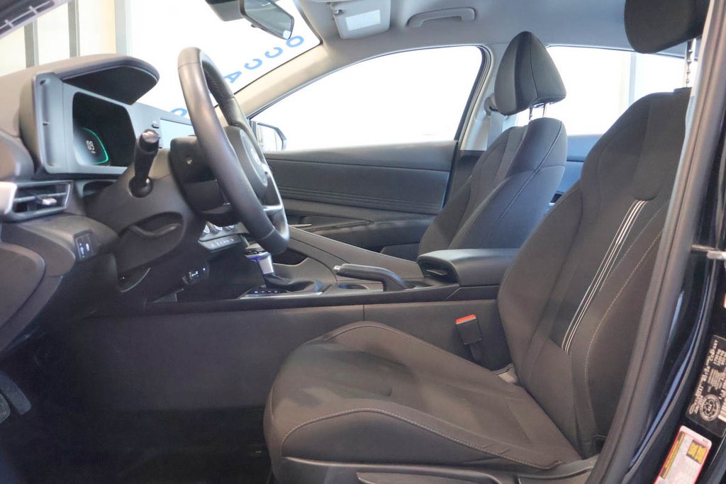Hyundai Elantra PREFERRED + DEMARREUR A DISTANCE + CARPLAY 2024 à Terrebonne, Québec - 10 - w1024h768px