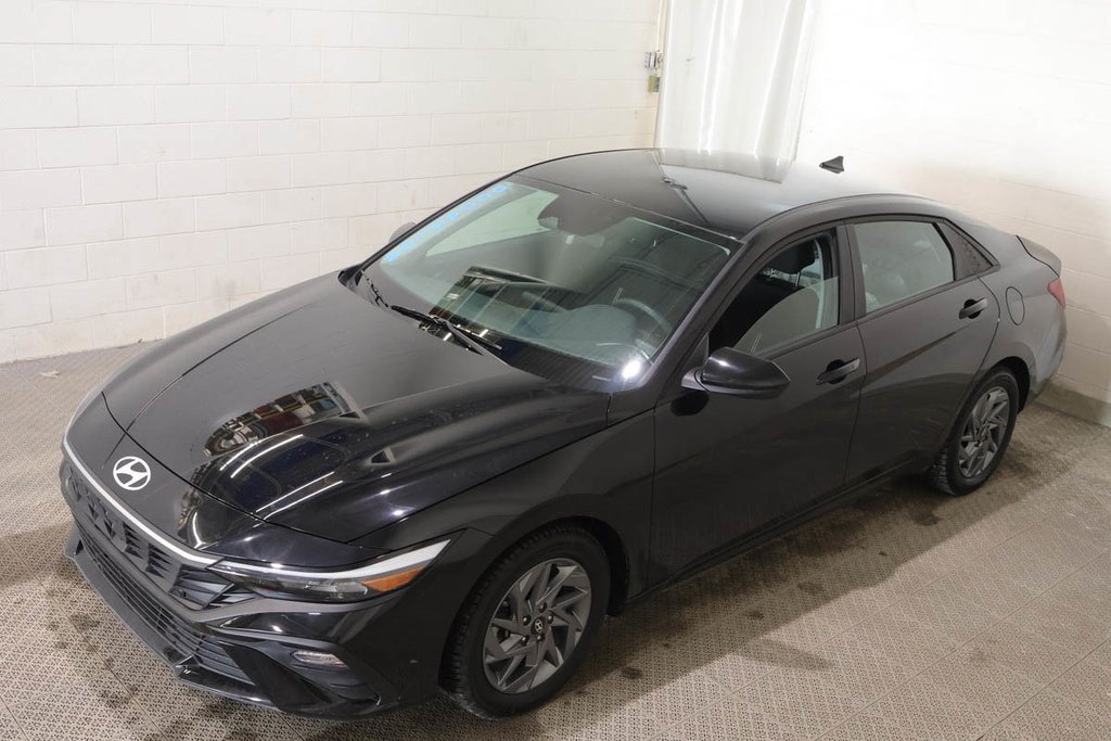 Hyundai Elantra PREFERRED + DEMARREUR A DISTANCE + CARPLAY 2024 à Terrebonne, Québec - 3 - w1024h768px