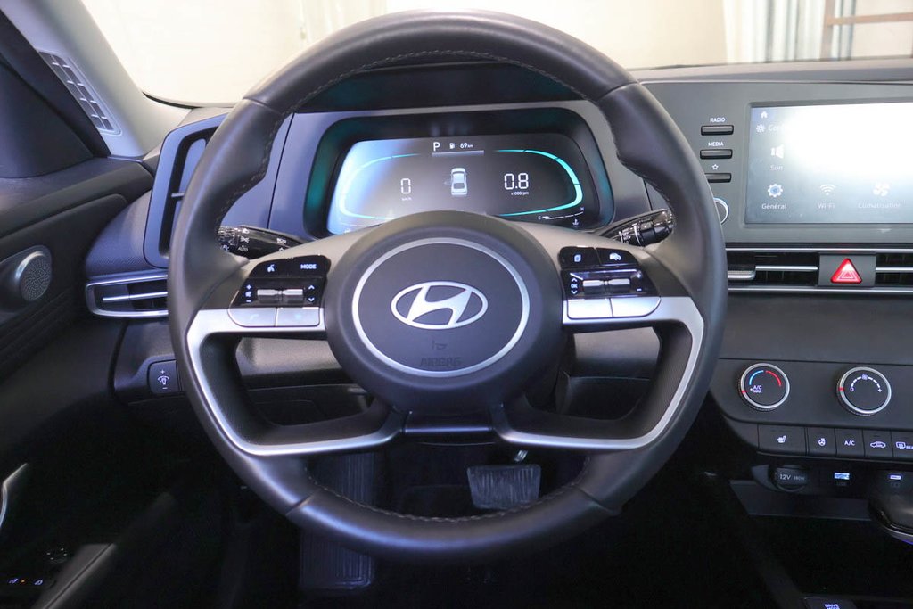 Hyundai Elantra PREFERRED + DEMARREUR A DISTANCE + CARPLAY 2024 à Terrebonne, Québec - 14 - w1024h768px